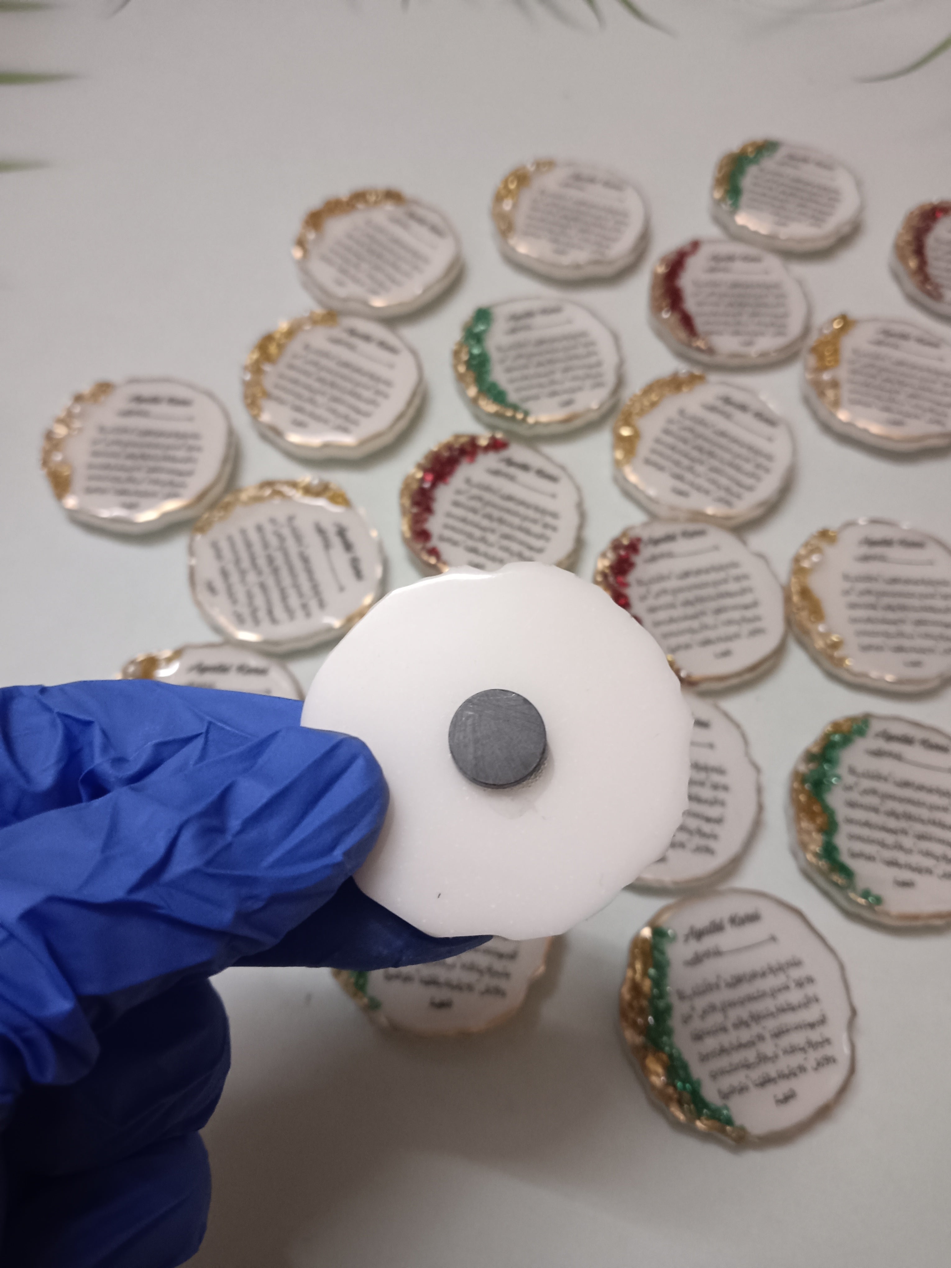 2 Inches Ayatul Kursi Resin Fridge Magnet | Islamic Fridge Magnet | Muslim Home Decor | Ayatul Kursi Magnet | Quran Verse Magnet | Handmade Resin Magnet | Islamic Gift | Ramadan Gift | Eid Gift | Mini Islamic Decor | Arabic Calligraphy Magnet | Spiritual