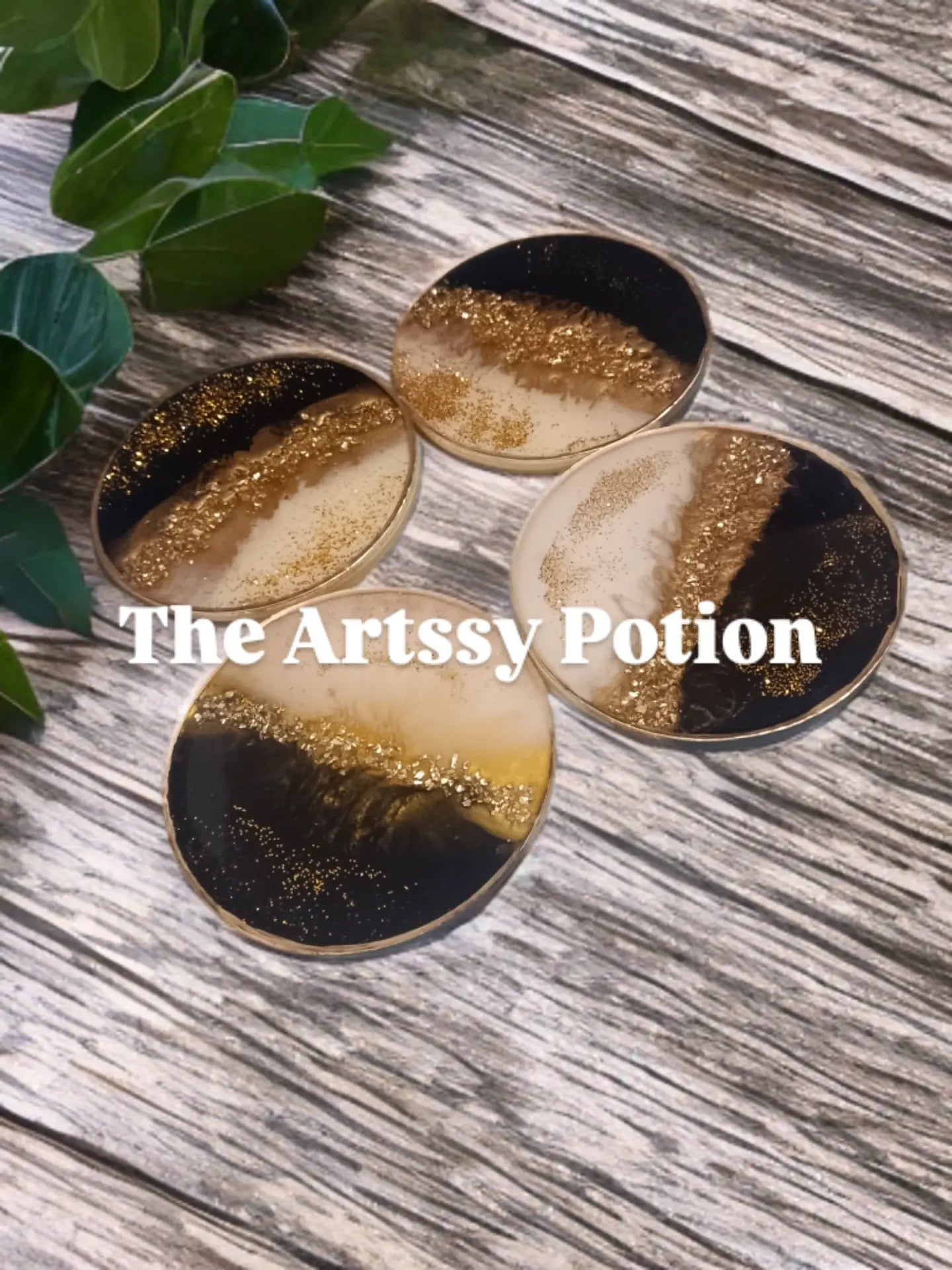 Monochrome Edit | Luxury Table Accessories | Handmade Resin Coaster set Glass Finish